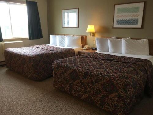 Value Host Marquette Hotel Екстериор снимка